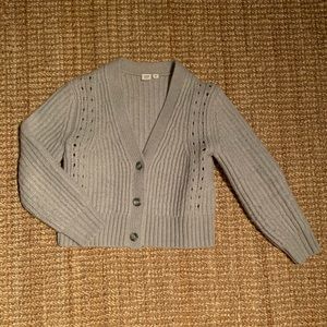 Gap sweater size S